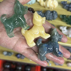 Mixed crystal carved Husky puppy
